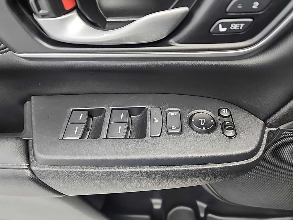 혼다 CR-V CR-V 5세대 2.0 하이브리드 투어링 4WD 이미지 17