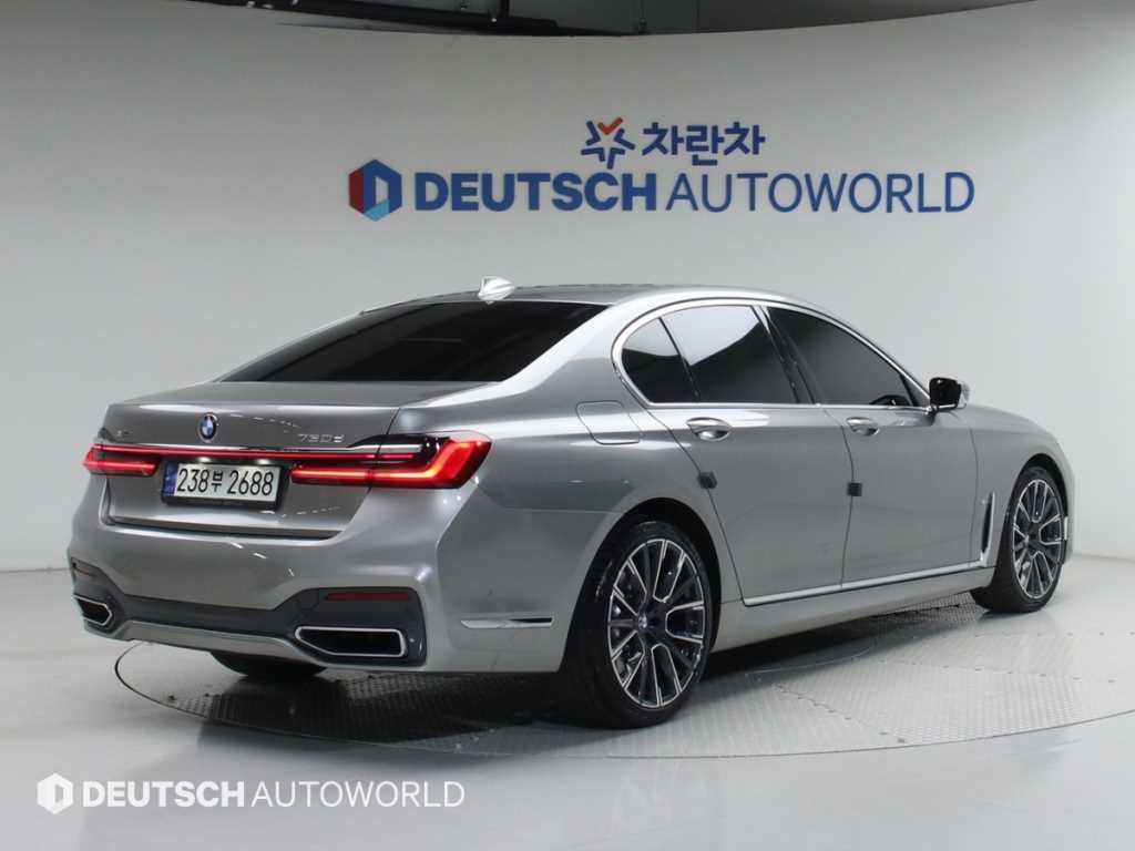 BMW 7시리즈 7시리즈 (G11) 730d xDrive M 스포츠 이미지 2