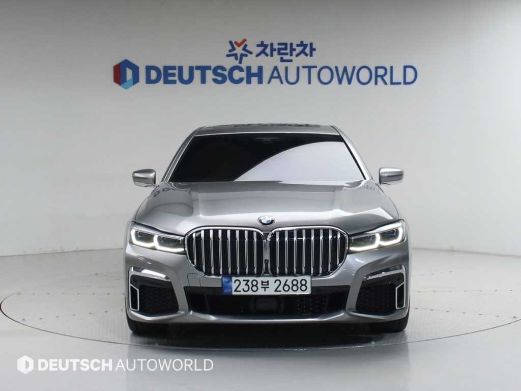 BMW 7시리즈 7시리즈 (G11) 730d xDrive M 스포츠 이미지 3
