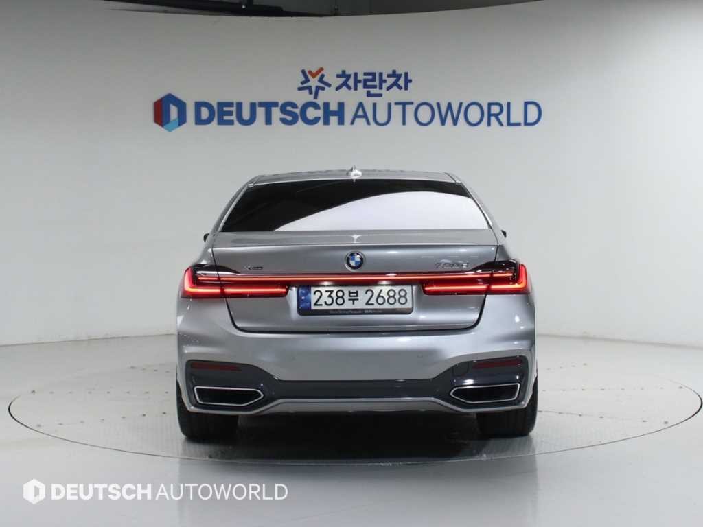 BMW 7시리즈 7시리즈 (G11) 730d xDrive M 스포츠 이미지 4