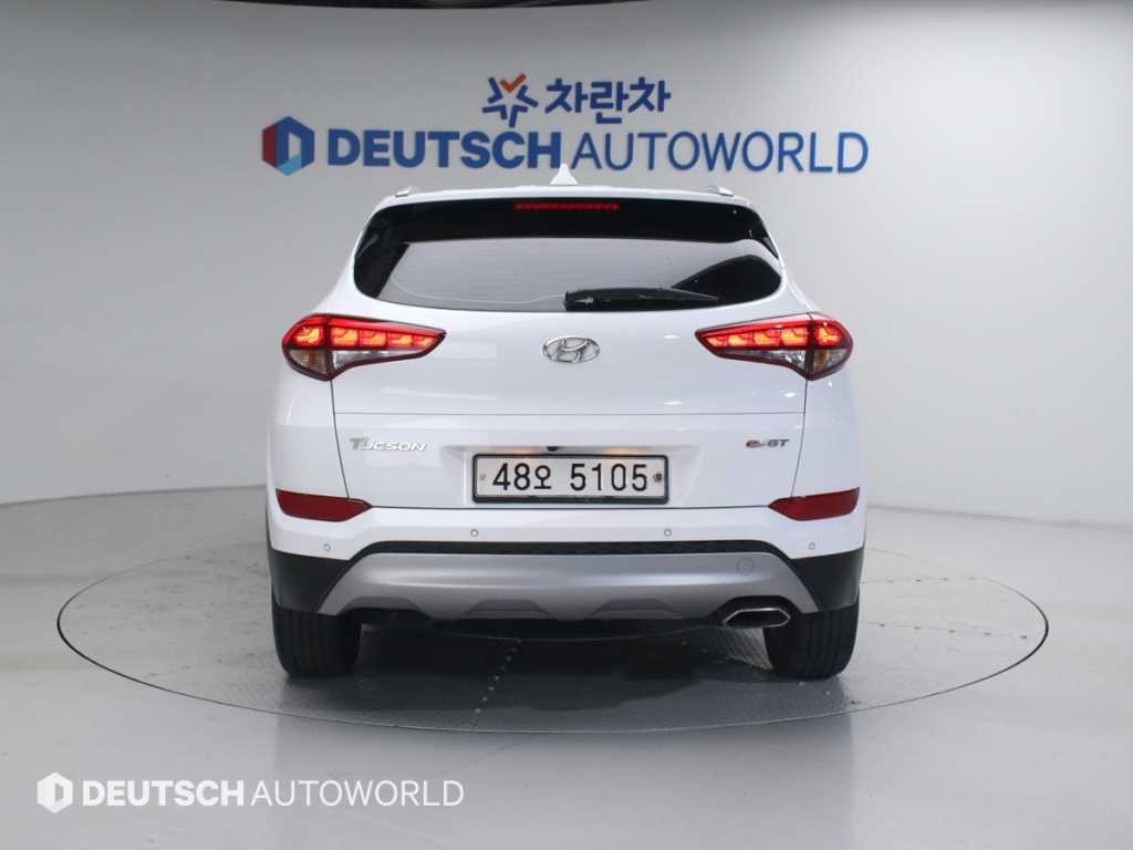 현대 투싼 올뉴투싼 디젤 1.7 2WD 모던 피버 이미지 4