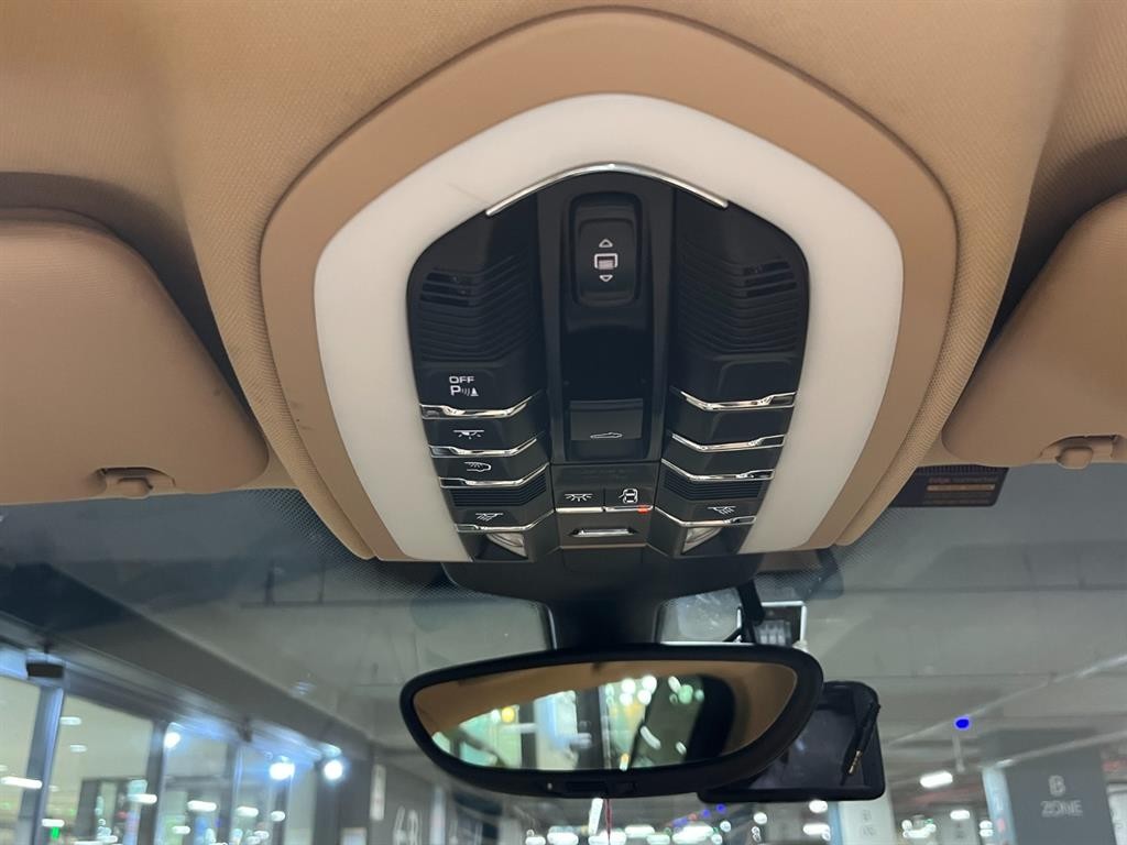 포르쉐 카이엔 뉴 카이엔 3.0 디젤 이미지 9