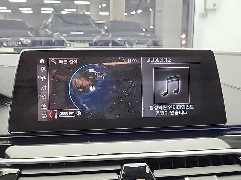 BMW 5시리즈 5시리즈 (G30) 520i 럭셔리 이미지 15
