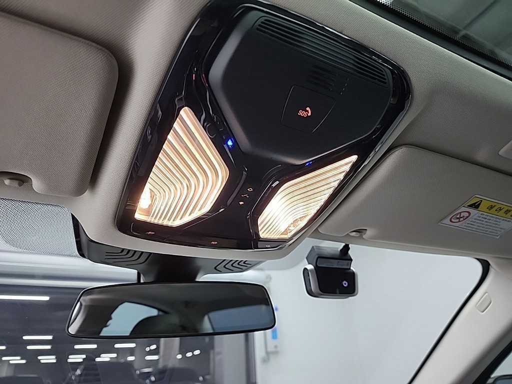 BMW 5시리즈 5시리즈 (G30) 520i 럭셔리 이미지 17