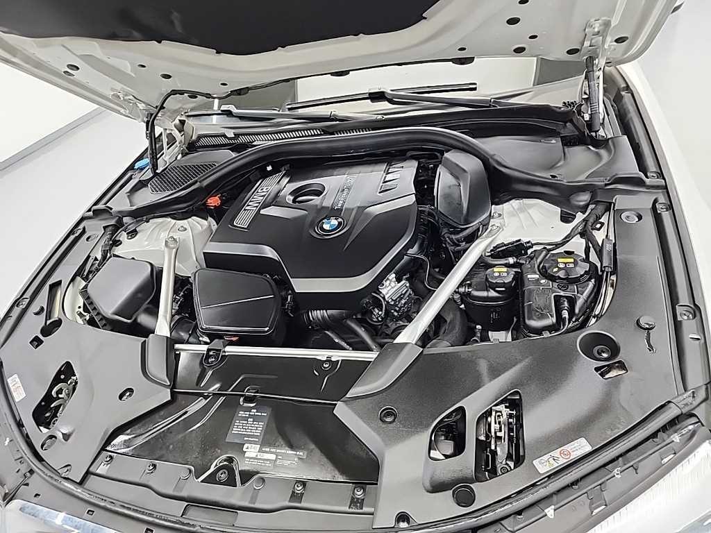 BMW 5시리즈 5시리즈 (G30) 520i 럭셔리 이미지 5