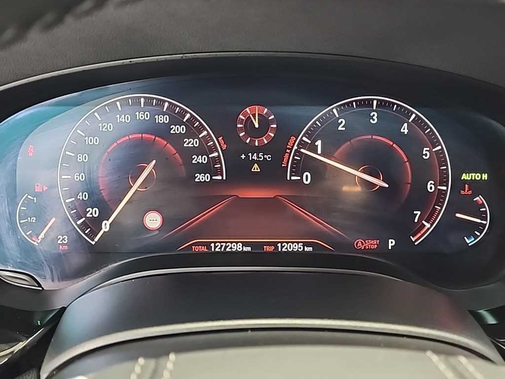 BMW 5시리즈 5시리즈 (G30) 520i 럭셔리 이미지 6