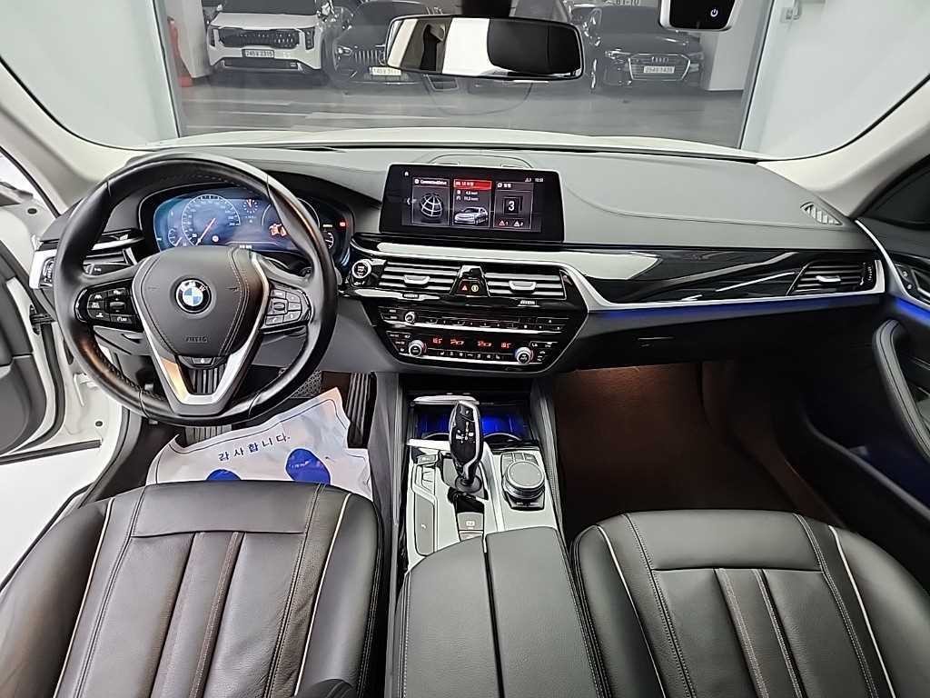 BMW 5시리즈 5시리즈 (G30) 520i 럭셔리 이미지 7