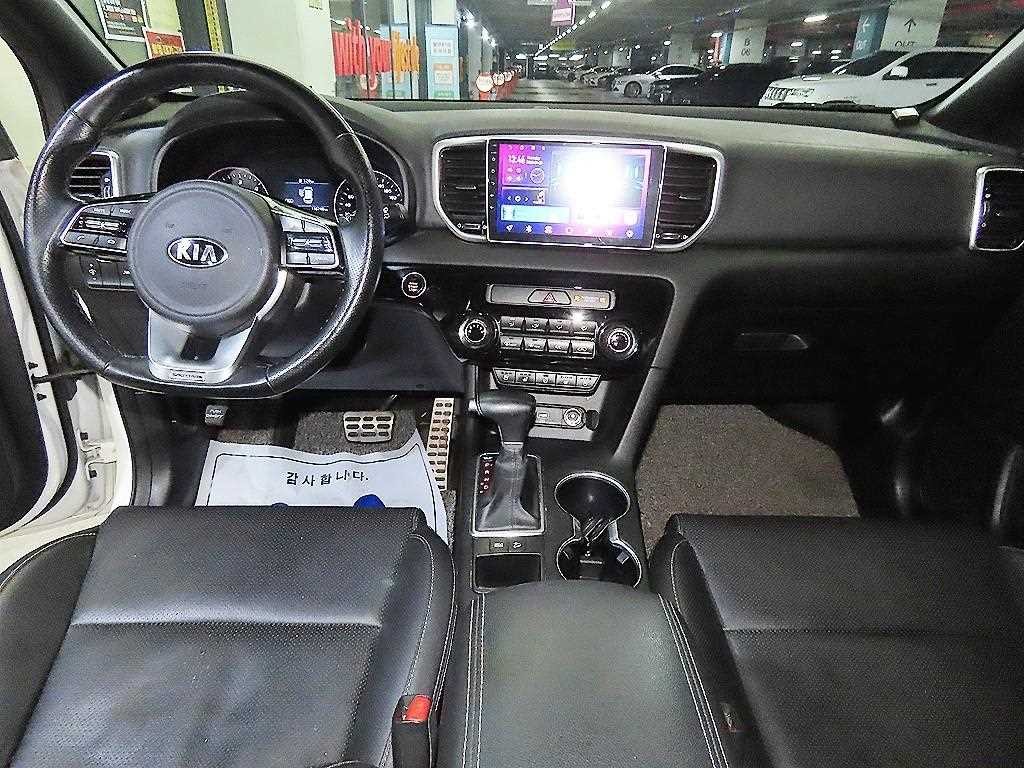 기아 스포티지 스포티지 더 볼드 2.0 디젤 2WD 노블레스 이미지 10