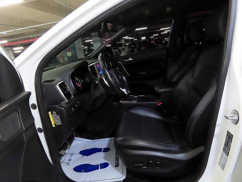기아 스포티지 스포티지 더 볼드 2.0 디젤 2WD 노블레스 이미지 6