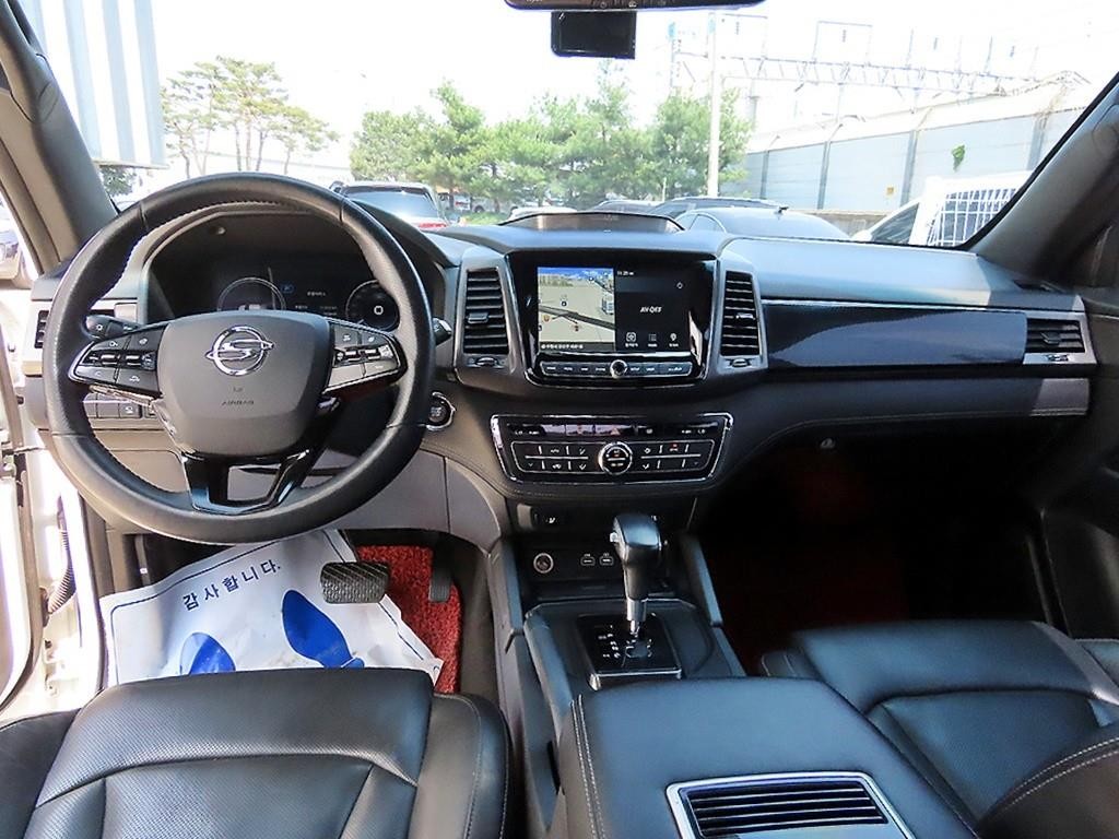 KG모빌리티(쌍용) 렉스턴 더 뉴 렉스턴 스포츠 칸 디젤 2.2 4WD 익스페디션 이미지 7
