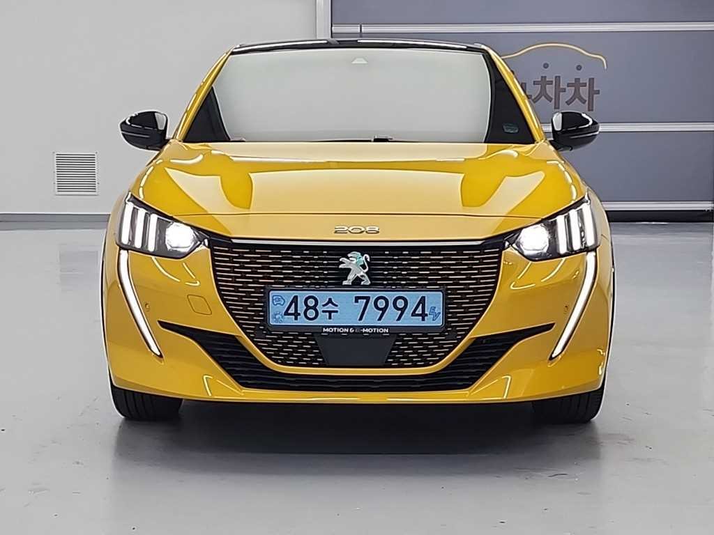 푸조 208 e-208 GT Line 이미지 3