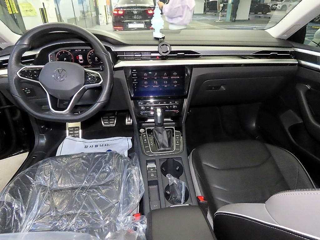 폭스바겐 아테온 2.0 TDI 프레스티지 이미지 10