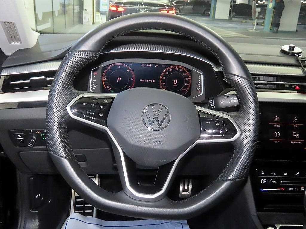 폭스바겐 아테온 2.0 TDI 프레스티지 이미지 8