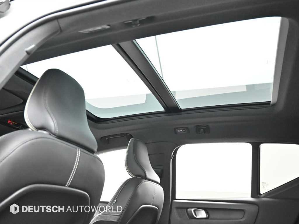 볼보 XC40 B4 AWD R-디자인 이미지 18