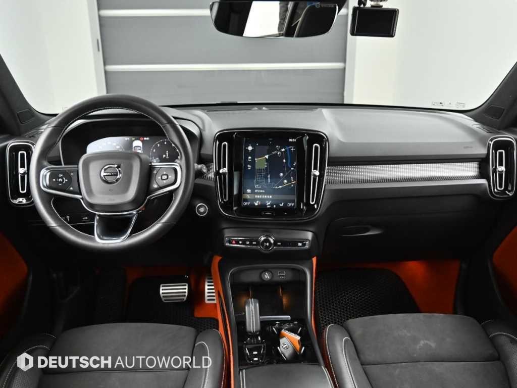 볼보 XC40 B4 AWD R-디자인 이미지 7