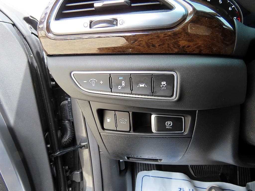 제네시스 G90 3.8 GDI 럭셔리 이미지 12