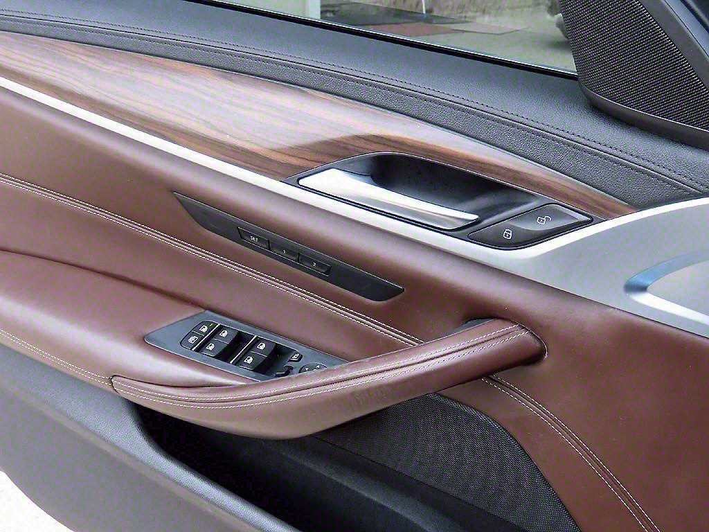 BMW 5시리즈 5시리즈 (G30) 530i M 스포츠 플러스 이미지 12