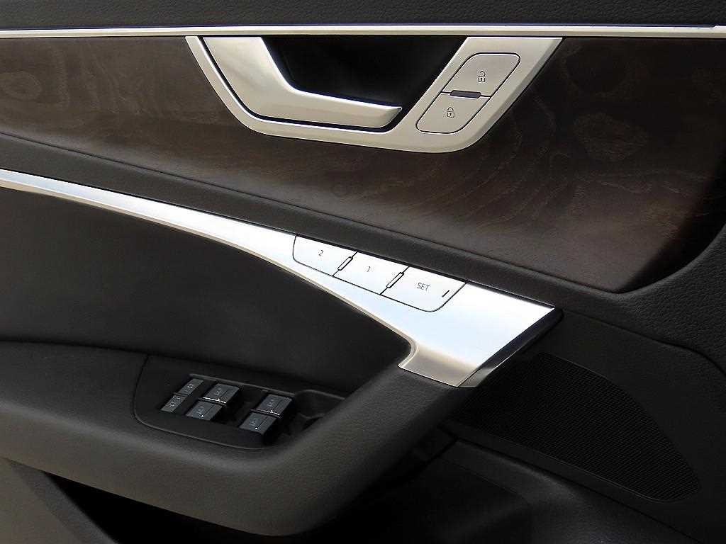 아우디 A6 A6 (C8) 45 TFSI 콰트로 프리미엄 이미지 12