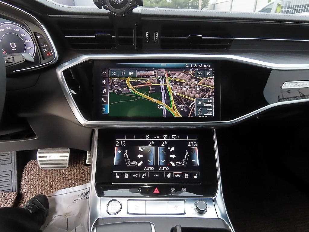 아우디 A6 A6 (C8) 45 TFSI 콰트로 프리미엄 이미지 13