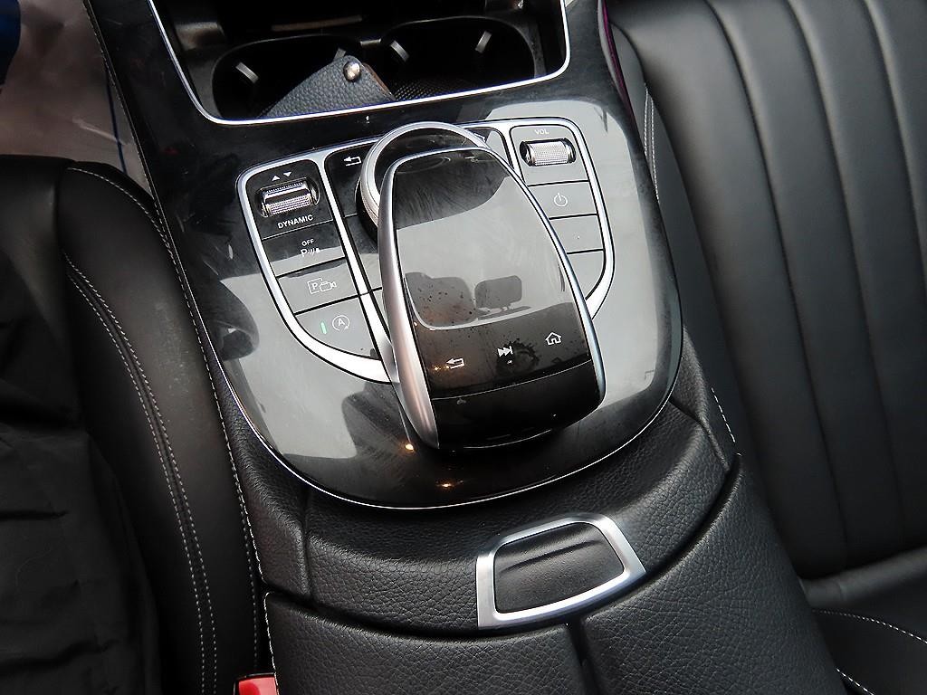 벤츠 E 클래스 E-클래스 W213 E220d 4MATIC 익스클루시브 이미지 13