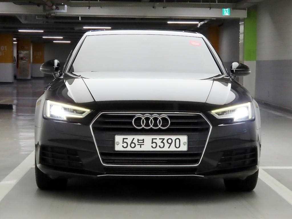 아우디 A4 A4 (B9) 45 TFSI 이미지 1