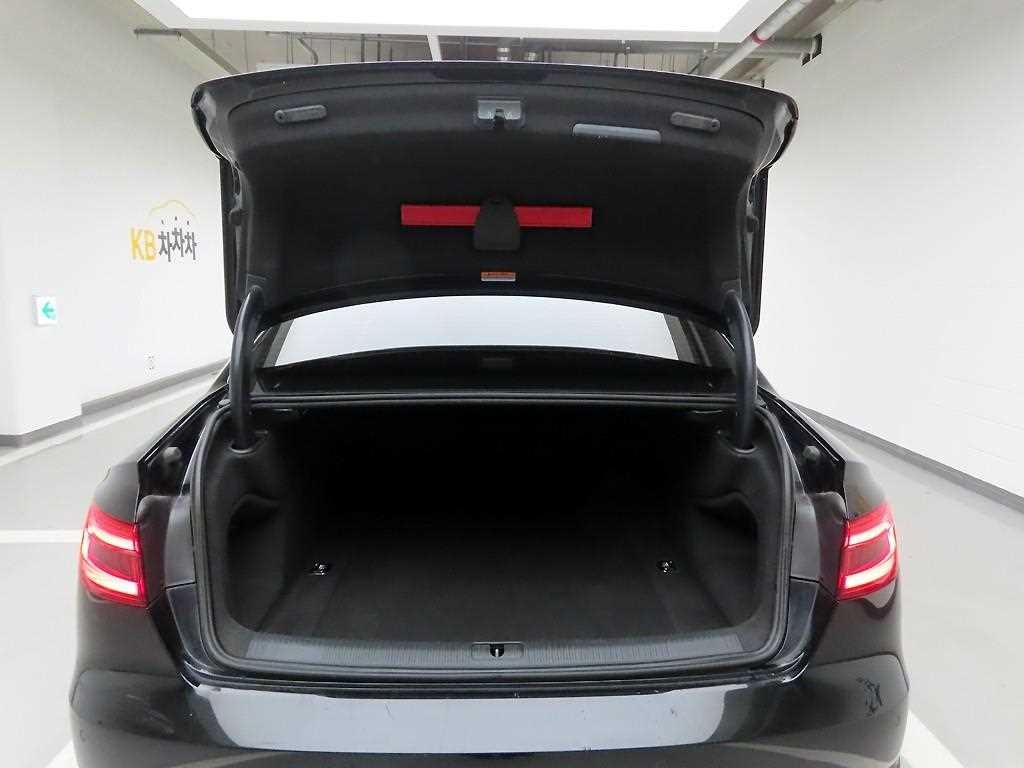 아우디 A4 A4 (B9) 45 TFSI 이미지 16