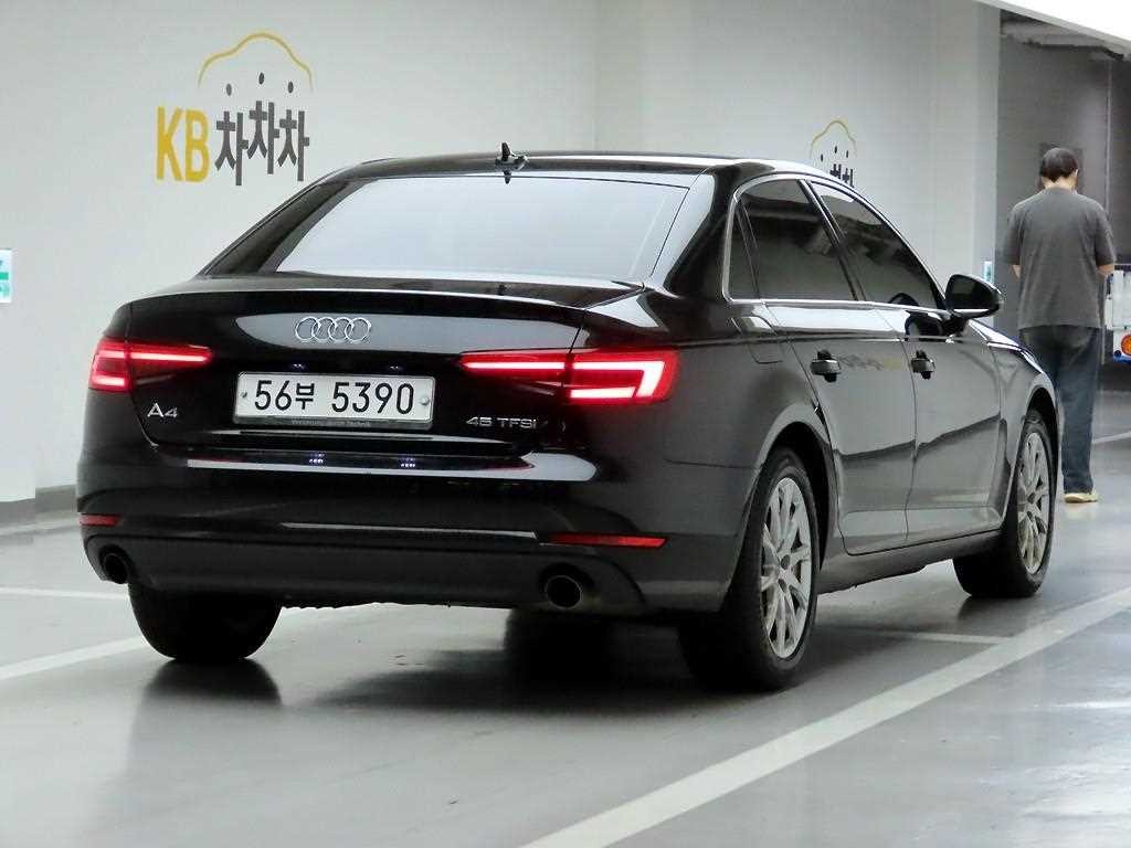 아우디 A4 A4 (B9) 45 TFSI 이미지 4