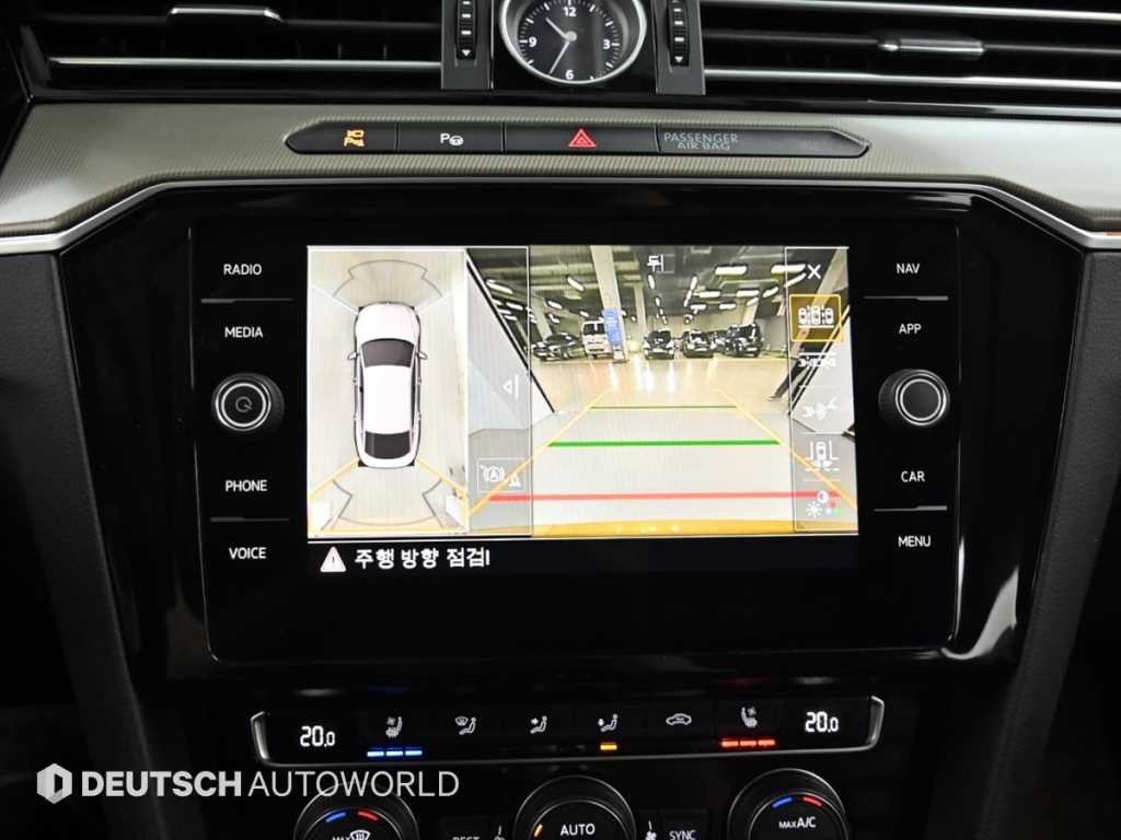 폭스바겐 아테온 2.0 TDI 엘레강스 프레스티지 이미지 15