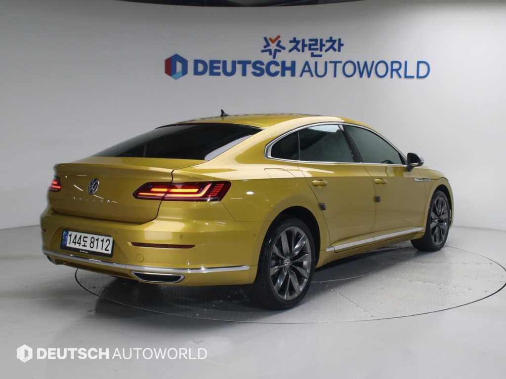 폭스바겐 아테온 2.0 TDI 엘레강스 프레스티지 이미지 2