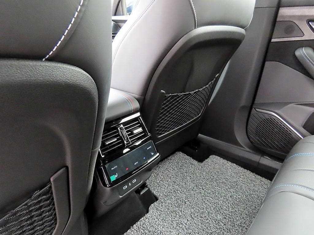 르노코리아(삼성) 그랑 콜레오스 가솔린 2.0 에스프리 알핀 2WD 이미지 17