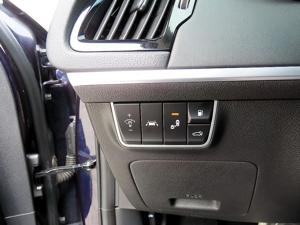 기아 스팅어 디젤 2.2 AWD 플래티넘 이미지 13