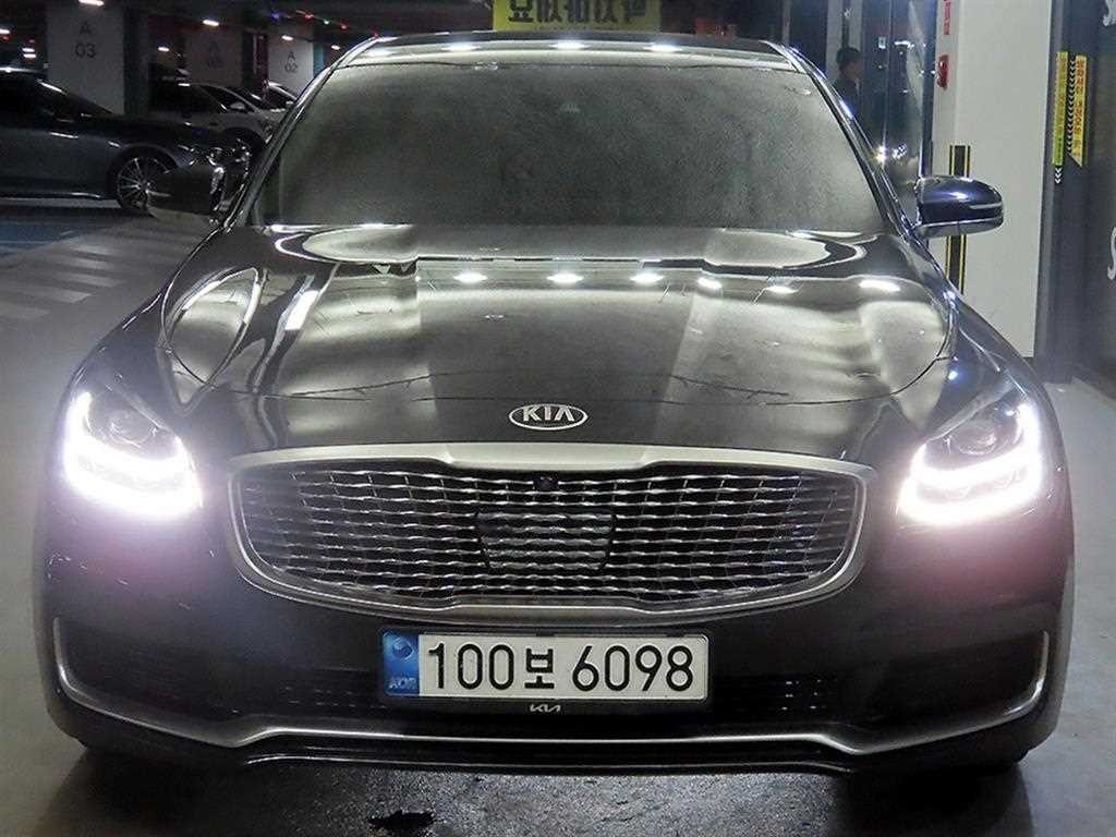 기아 K9 더 K9 3.8 GDI AWD 플래티넘Ⅰ 이미지 2