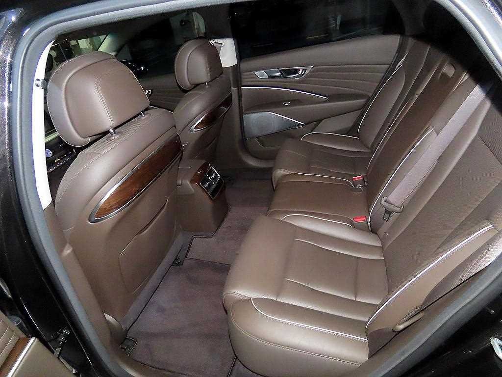 기아 K9 더 K9 3.8 GDI AWD 플래티넘Ⅰ 이미지 7