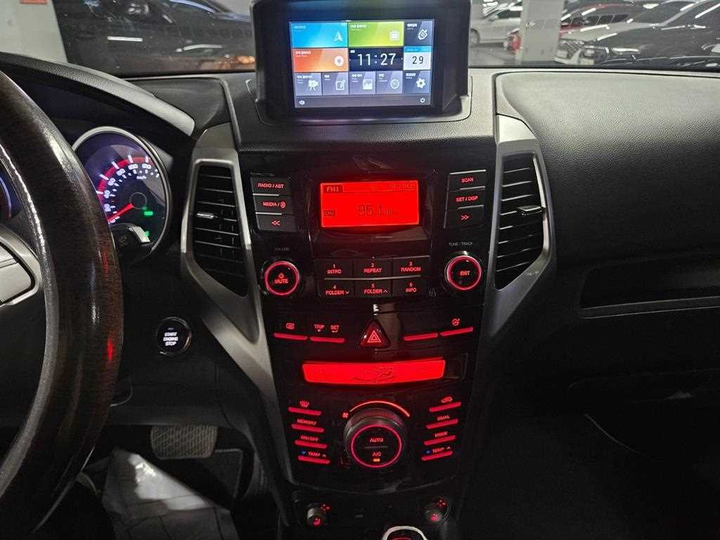 KG모빌리티(쌍용) 티볼리 가솔린 2WD 1.6 VX 이미지 11