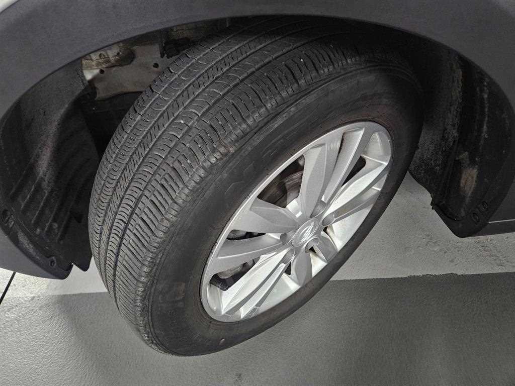 KG모빌리티(쌍용) 티볼리 가솔린 2WD 1.6 VX 이미지 18