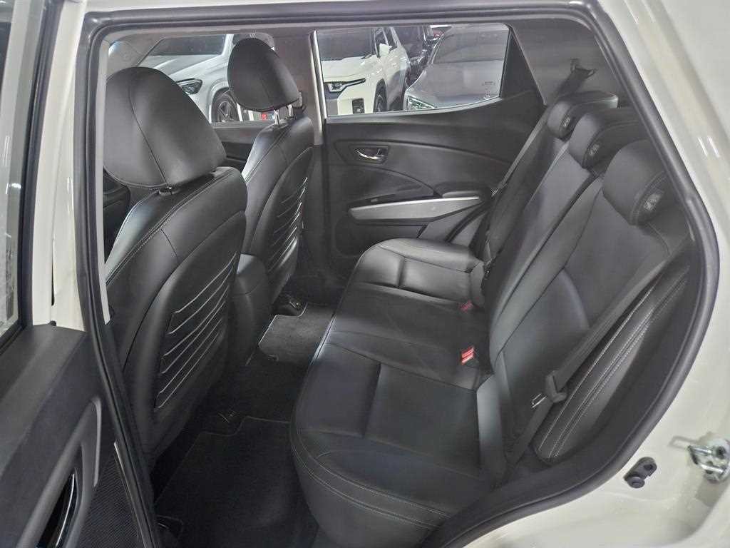 KG모빌리티(쌍용) 티볼리 가솔린 2WD 1.6 VX 이미지 9