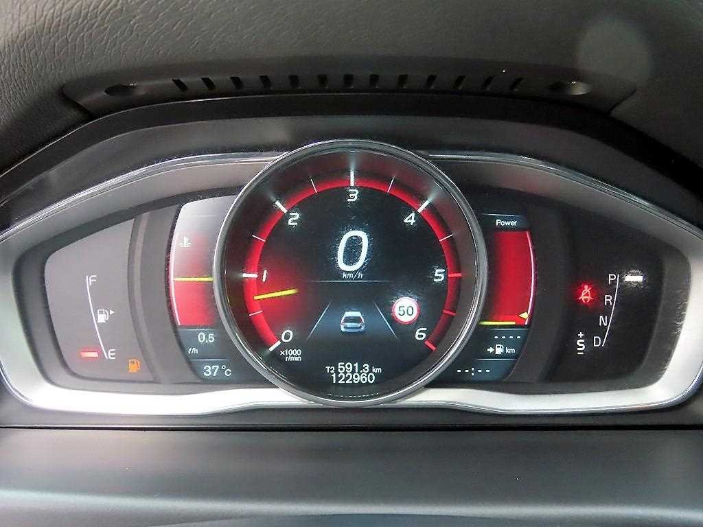 볼보 XC70 D5 이미지 9