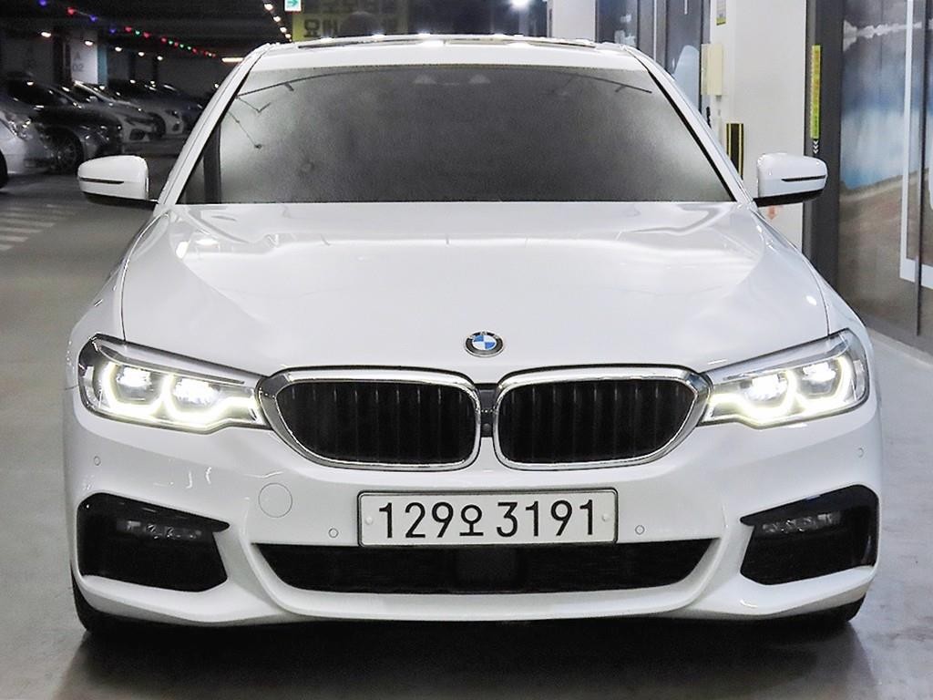 BMW 5시리즈 5시리즈 (G30) 530i M 스포츠 플러스 이미지 2