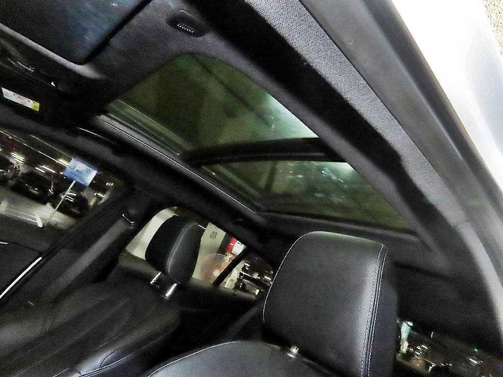 BMW 1시리즈 1시리즈 (F40) 120i M 스포츠 이미지 16