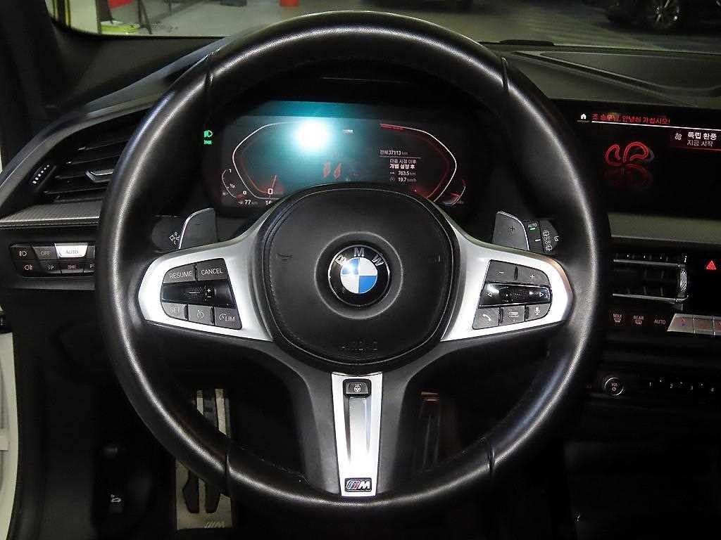 BMW 1시리즈 1시리즈 (F40) 120i M 스포츠 이미지 8