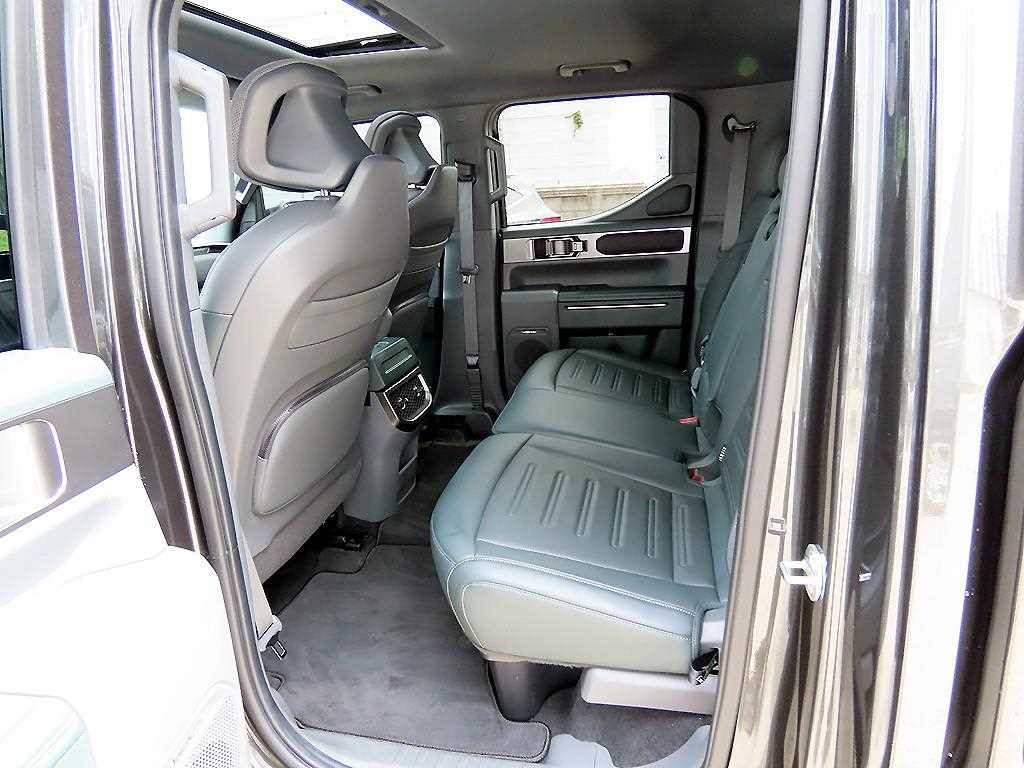 기아 타스만 2.5 T-GDI 4WD 익스트림 이미지 6