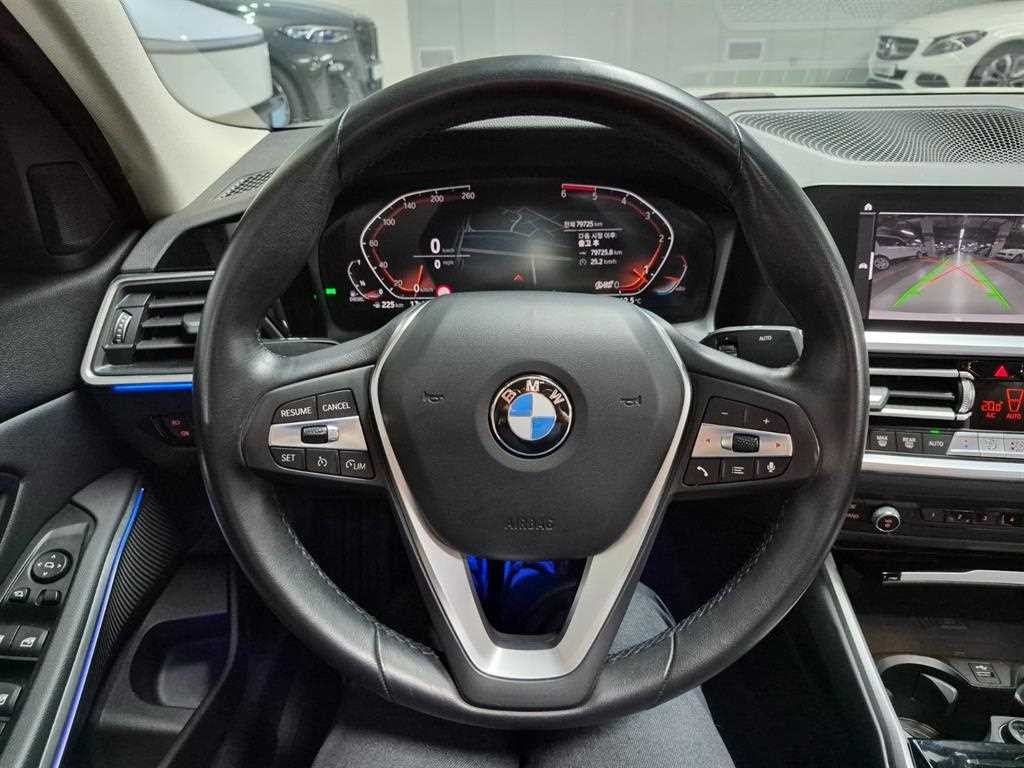 BMW 3시리즈 3시리즈 (G20) 320d 이미지 13
