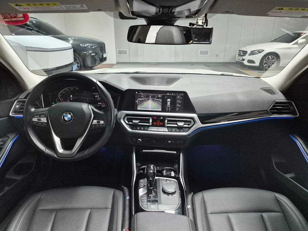 BMW 3시리즈 3시리즈 (G20) 320d 이미지 7