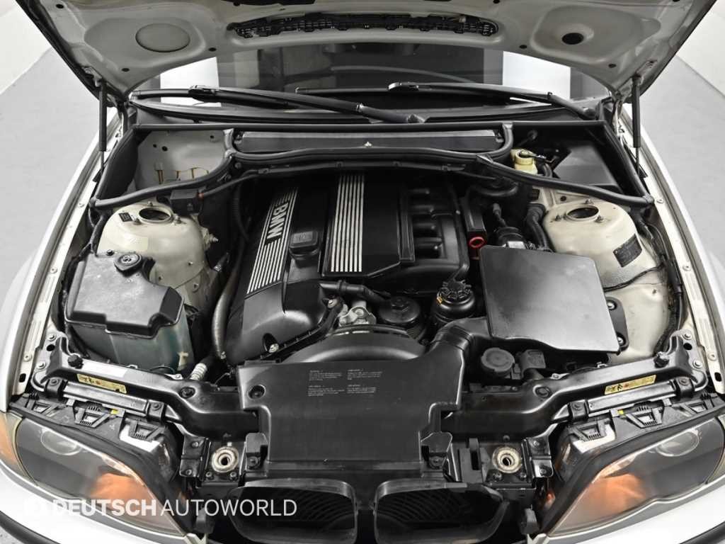 BMW 3시리즈 325I 세단 이미지 6