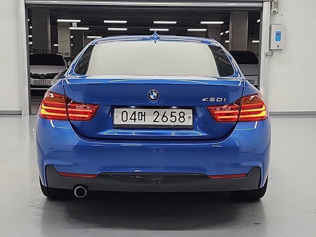 BMW 4시리즈 4시리즈 (F32) 420i 그란쿠페 M 스포츠 이미지 3