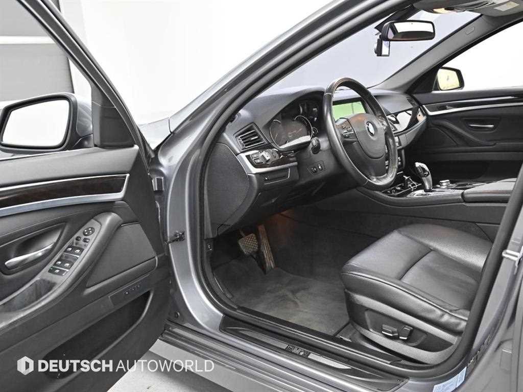 BMW 5시리즈 5시리즈 (F10) 528i xDrive 이미지 11