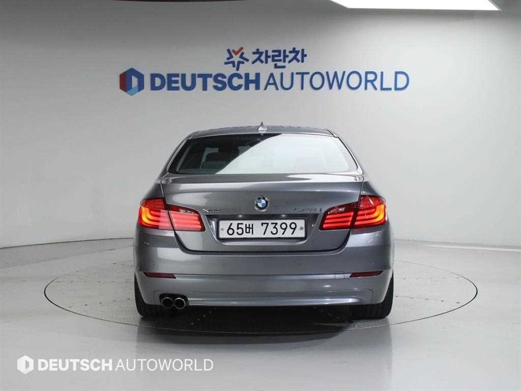BMW 5시리즈 5시리즈 (F10) 528i xDrive 이미지 4