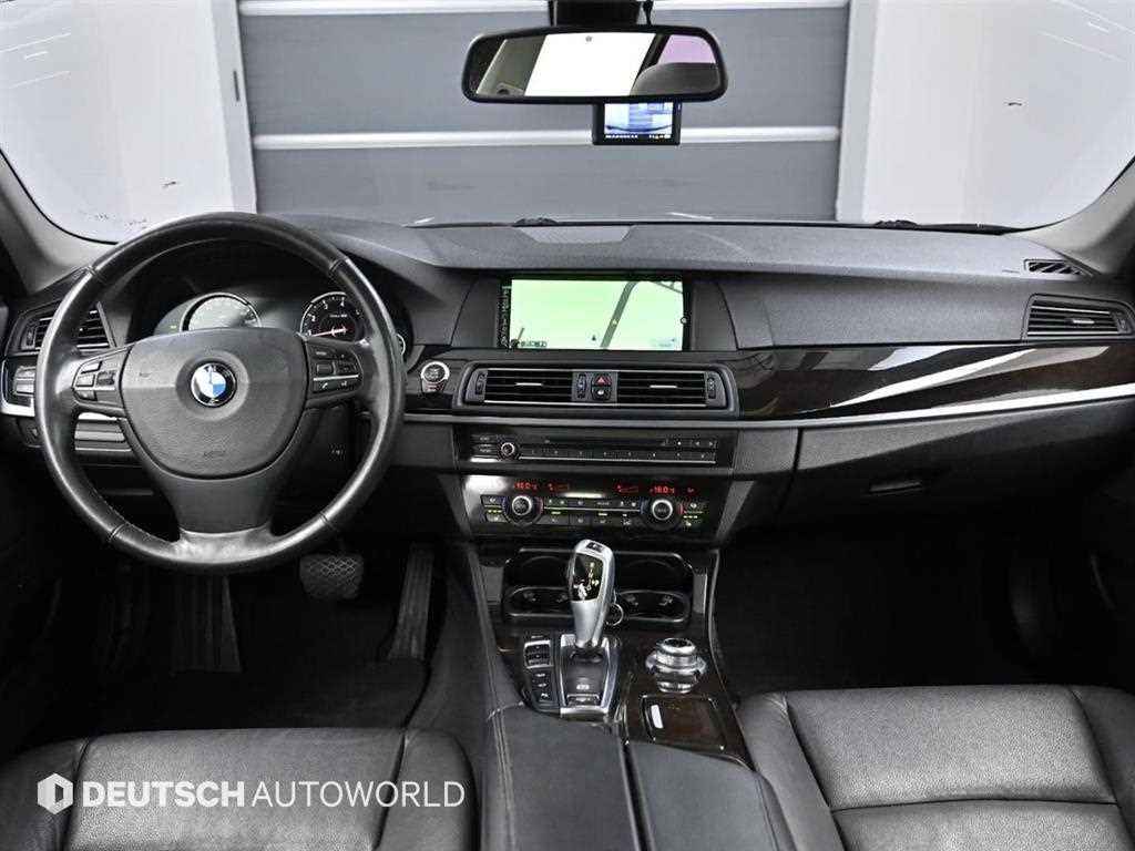 BMW 5시리즈 5시리즈 (F10) 528i xDrive 이미지 7