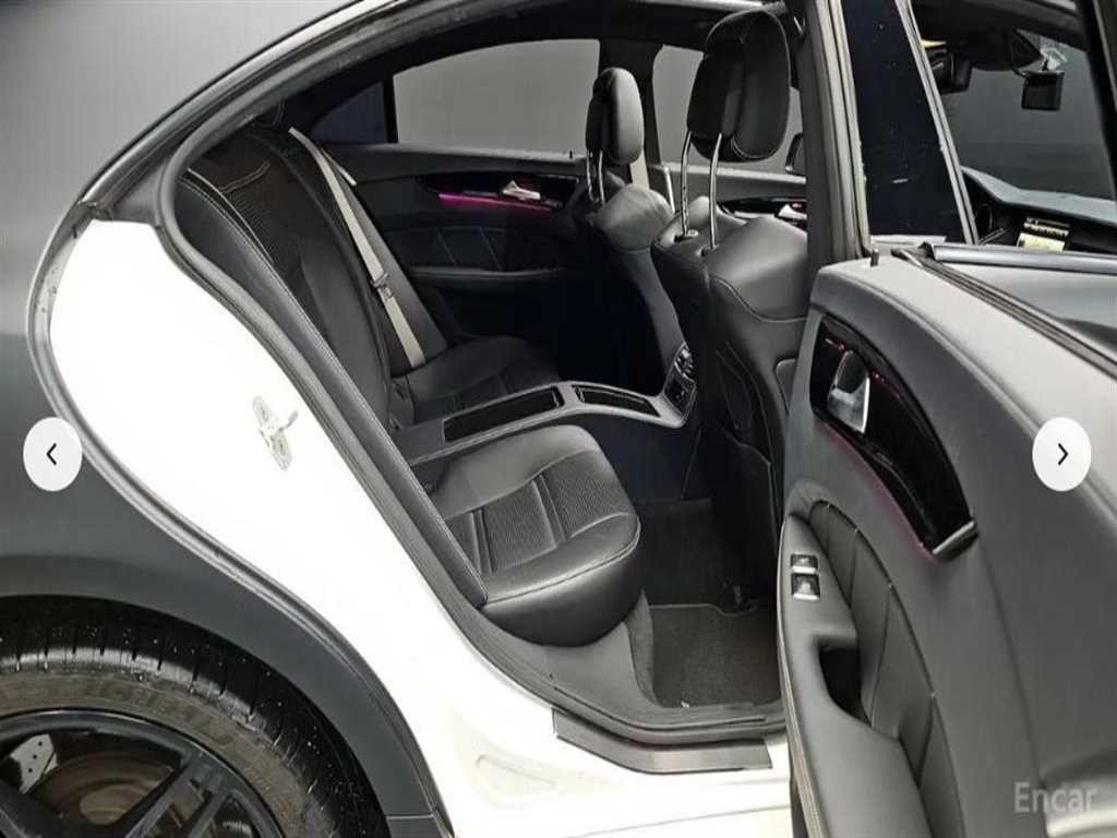 벤츠 CLS 클래스 CLS클래스 W218 CLS 63 S AMG 4MATIC 이미지 8
