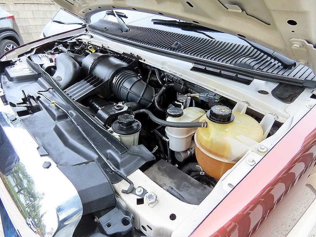 포드 E-Series E150 4.8 이미지 18